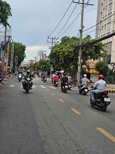 Mặt tiền kinh doanh đỉnh-Tân Hòa Đông-Nhà 2 tầng 100m2(6.7x15)- 11.5t