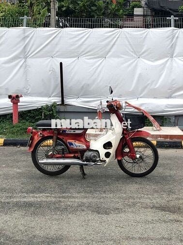 Honda Cub DH màu  Đỏ còn zin   biển số TPHCM