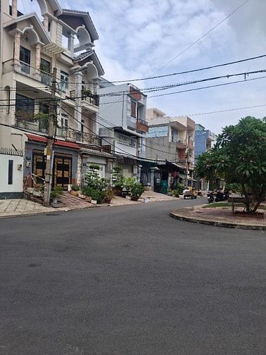 Nhà Villa, 2MT đường s2, khu Nhật Minh, An D Vương + VV Kiệt, P16.Q8
