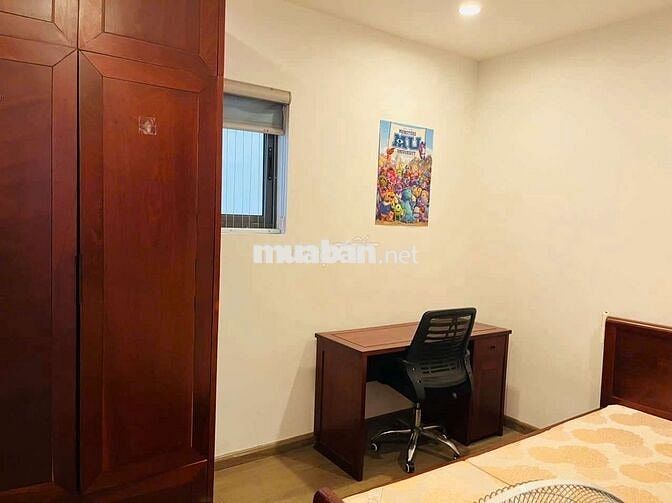 cho thuê căn hộ 3 ngủ cao cấp đường Cầu Giấy,view công viên