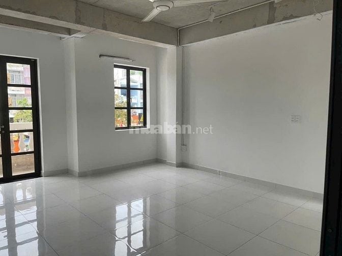 Cho thuê căn đôi Cityland 2 Mặt tiền Nguyễn Văn Lượng P10 Gò Vấp !