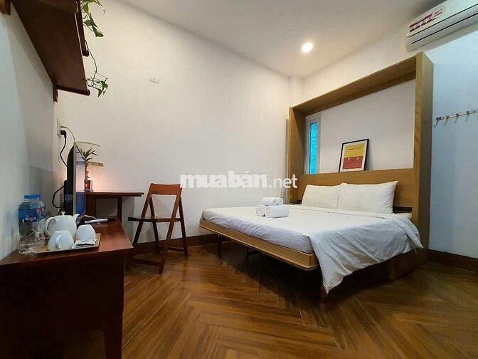 Cho thuê căn hộ studio, trung tâm biển, full nội thất, có thang máy