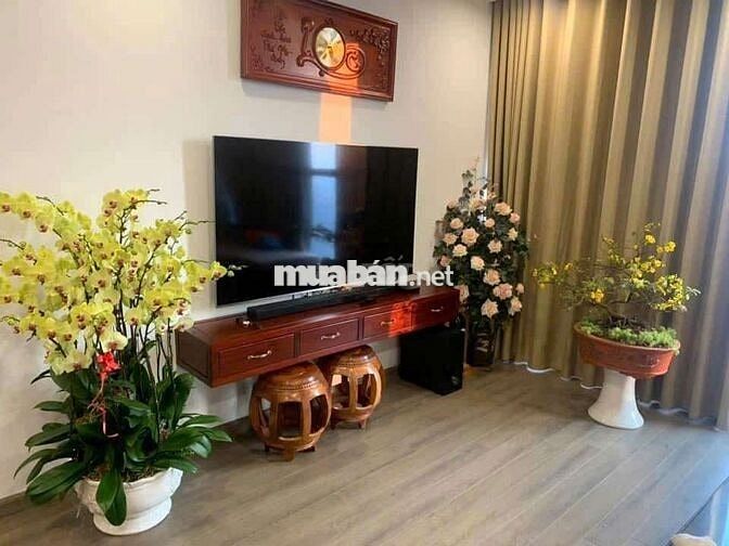 cho thuê căn hộ 3 ngủ cao cấp đường Cầu Giấy,view công viên