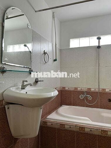 Cho thuê nhà nguyên căn, hẻm 217/17/22 Nơ Trang Long, P12, Bình Thạnh