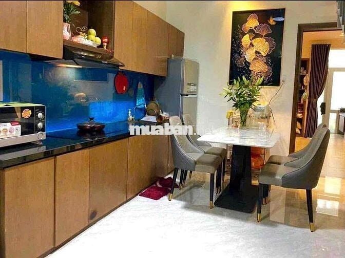 064 CHO THUÊ NHÀ ĐẸP GẦN SÔNG GẦN BIỂN – SÂN RỘNG ĐẬU Ô TÔ