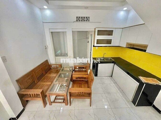 Cho Thuê Nhà 1 Trệt 1 Lầu 2PN 2WC 4x10m Hẻm Xe Hơi Gần Phú Mỹ Hưng