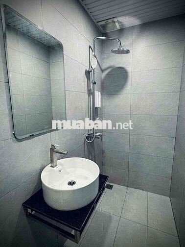 068 CHO THUÊ NHÀ MỚI XÂY CÓ GÁC LỬNG FULL NỘI THẤT