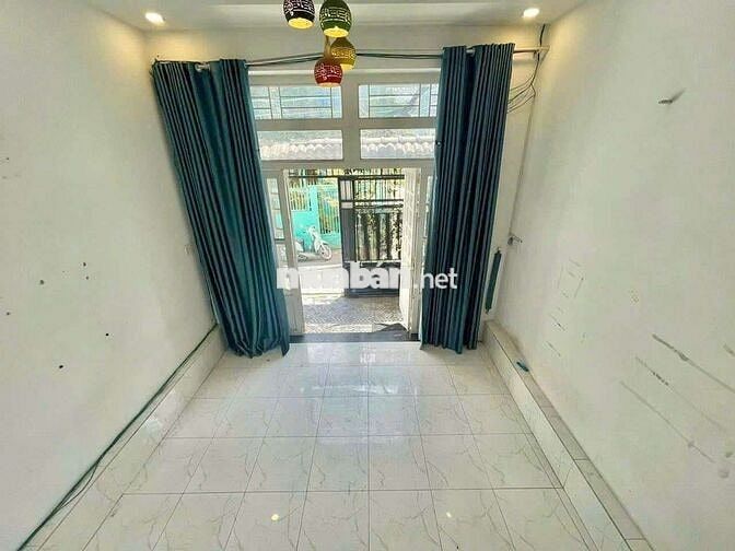 Cho Thuê Nhà 1 Trệt 1 Lầu 2PN 2WC 4x10m Hẻm Xe Hơi Gần Phú Mỹ Hưng