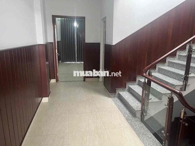 cho thuê biệt thự đồng danh vĩnh lộc a nhà đẹp sạch sẽ xe hơi đậu