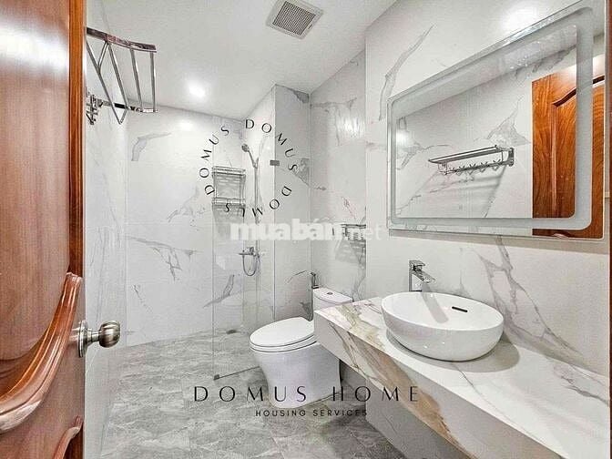 CHO THUÊ STUDIO NGAY VÒNG XOAY LÍ THÁI TỔ