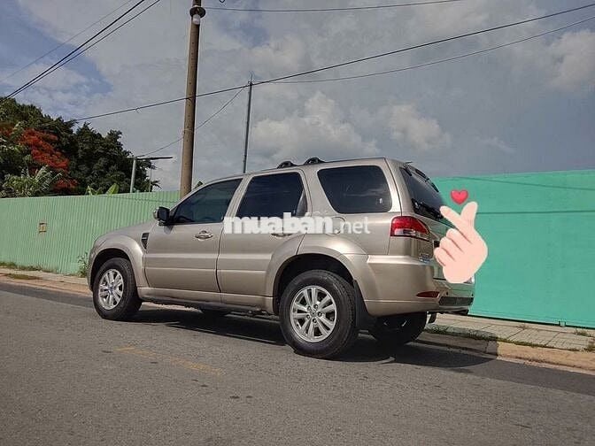 Ford Escape 2010 Vàng cát 102.460 km