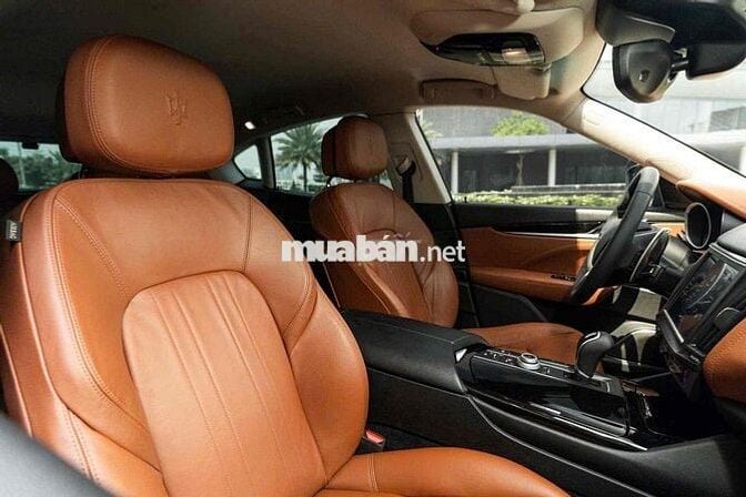 Maserati Levante khả năng bức tốc mạnh mẽ