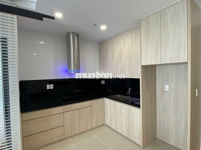 Compass one căn 2pn 78m2 mới đẹp Chủ bán gấp -inbox ngay