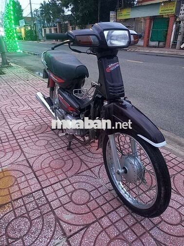 Honda Dream Lùn Nho Xăng