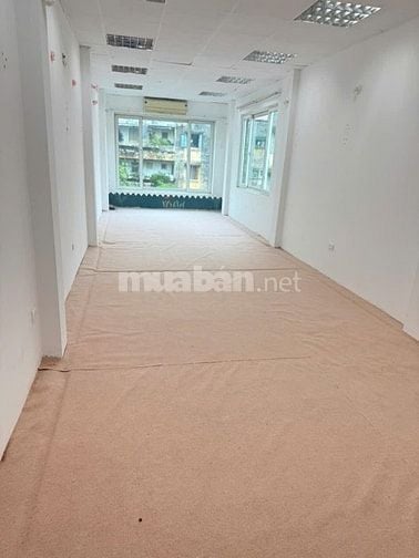 Cho thuê VP 2 mặt thoáng sáng nhiểu ánh sáng Huỳnh Thúc Kháng 50 m2