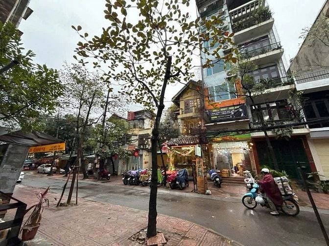 Cho thuê VP 2 mặt thoáng sáng nhiểu ánh sáng Huỳnh Thúc Kháng 50 m2