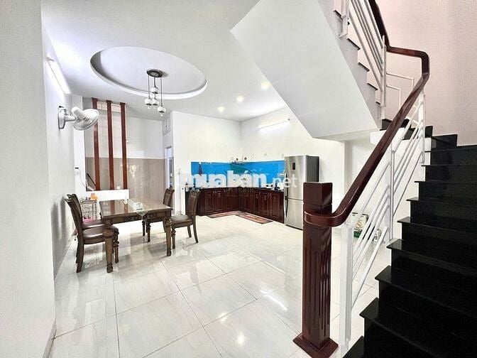 🏡 CHO THUÊ NHÀ ĐẸP 2 PHÒNG NGỦ FULL NỘI THẤT – KHU HÒN RỚ – 13 TRIỆU