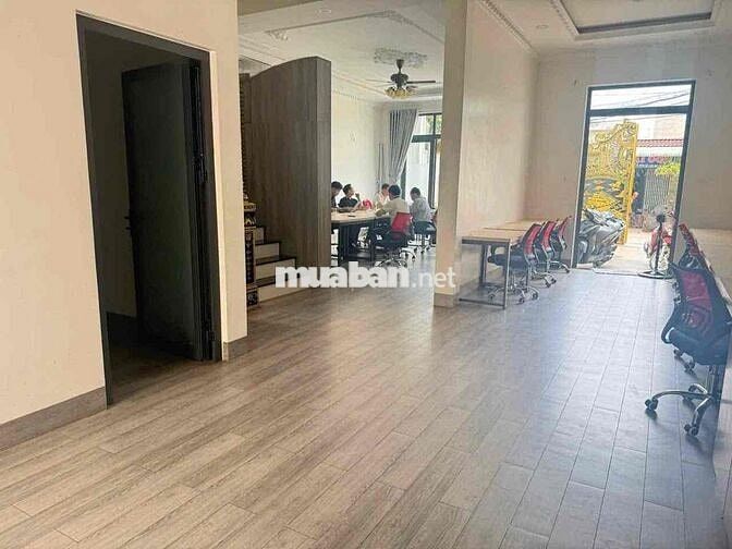 Cho Thuê Biệt Thự Song Hành Trung Chánh Hóc Môn