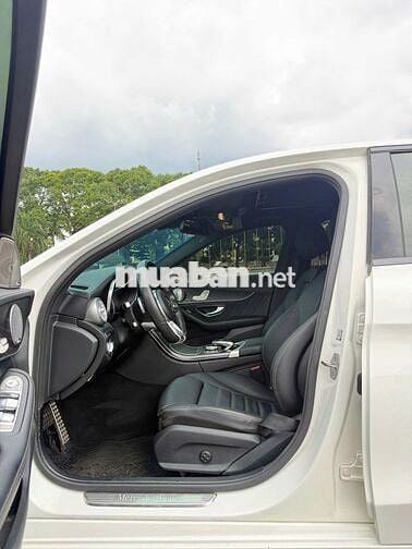 Mercedes-Benz C300 AMG 2016 Trắng Tự động Xăng