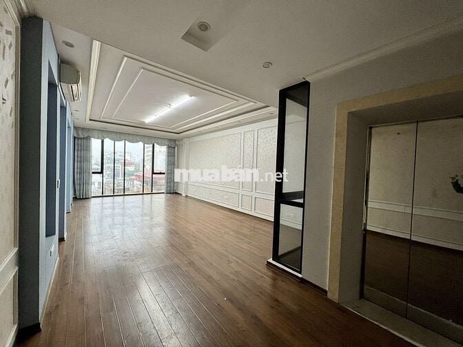 Giảm giá sàn văn phòng 70m² tại Nguyên Hồng, Đống Đa, LH  E Đô