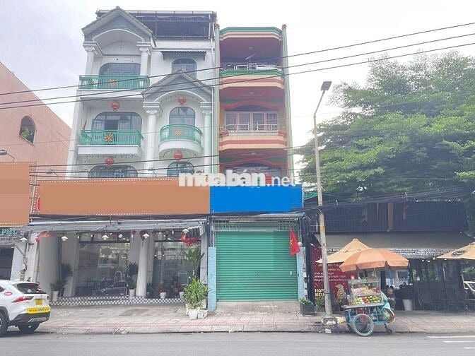 Mặt Tiền Bình Phú - Ngay Siêu Thị Mega Market Bình Phú. 