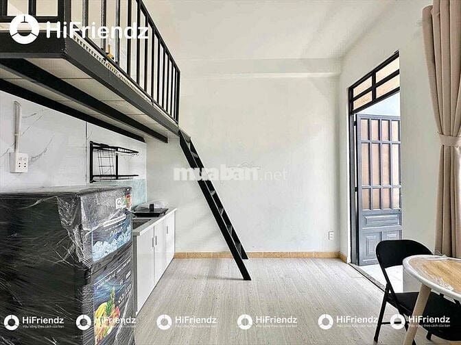 PHÒNG BAN CÔNG FULL NỘI THẤT GẦN CHỢ THẠCH ĐÀ- CV LÀNG HOA