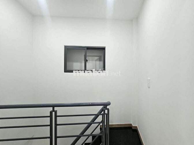 [ GẦN CHỢ GÒ VẤP] CÓ SÂN ĐỂ XE RỘNG_ HẺM THOÁNG