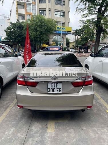 Toyota Camry 2.0E 2015 / Giá thương lượng