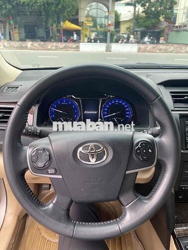 Toyota Camry 2.0E 2015 / Giá thương lượng