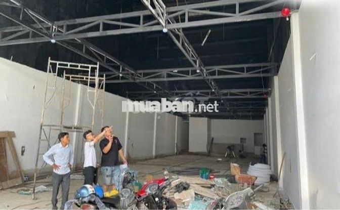 CHO THUÊ MẶT BẰNG SÀN TRỆT KHỦNG 600M² - NGANG 14M– ĐỒNG NAI, QUẬN 10
