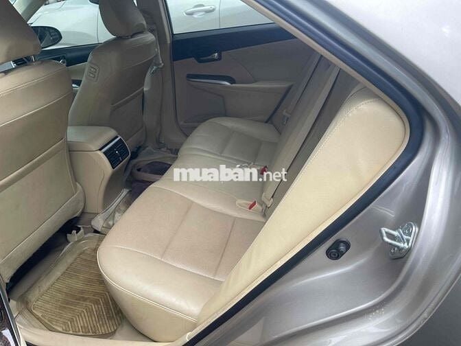 Toyota Camry 2.0E 2015 / Giá thương lượng