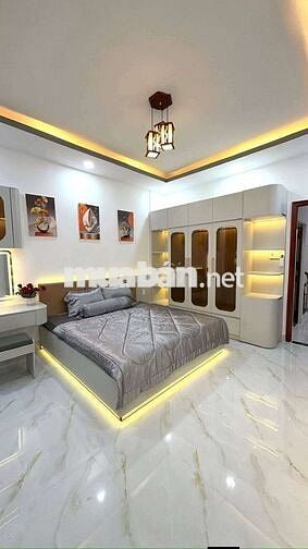 8,9 Tỷ TL nhà 3 tầng mặt tiền hẻm xe hơi 1806/Huỳnh Tấn Phát Nhà Bè