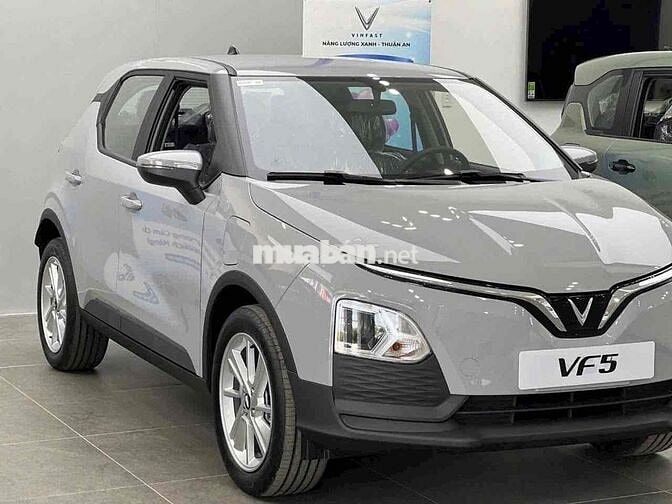 VinFast VF5 Plus 5 chỗ màu Xám
