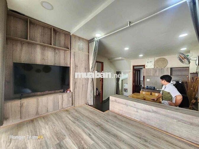 PASS CĂN HỘ DỊCH VỤ - BÌNH THẠNH - BAN CÔNG ĐÓN NẮNG