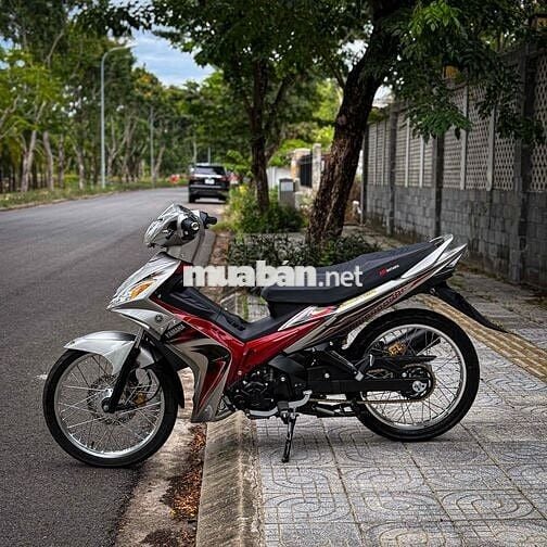 Exciter ct 55p1 xuống áo bạc bánh căm