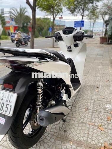 Honda SH 2026 Trắng, siêu mới máy rin chạy êm