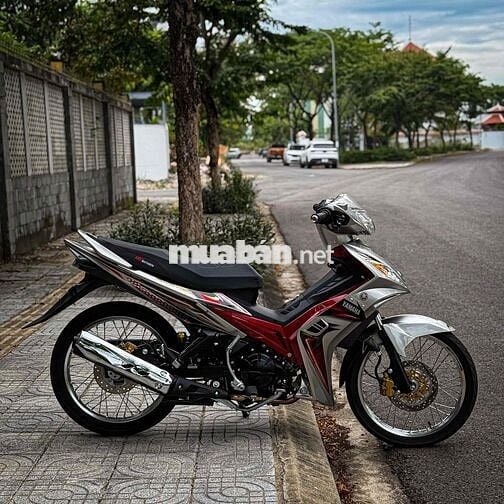 Exciter ct 55p1 xuống áo bạc bánh căm