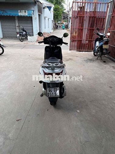 Cần bán 1 chiếc Honda Lead Trắng