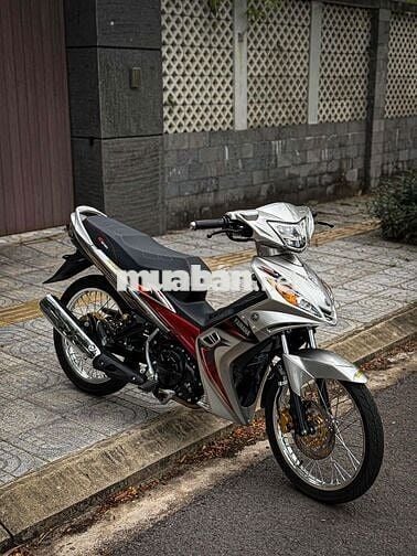 Exciter ct 55p1 xuống áo bạc bánh căm