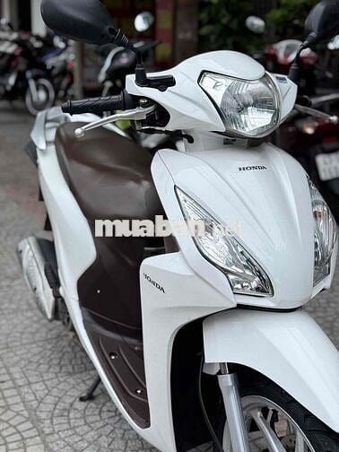 Honda Vision Trắng