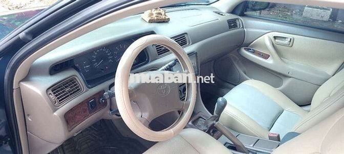 Toyota Camry GLI Xanh Số sàn 250000 km