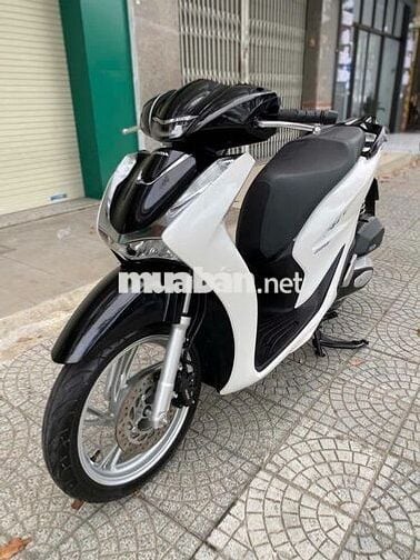 Honda SH 160 2024 Trắng đen, siêu mới máy rin