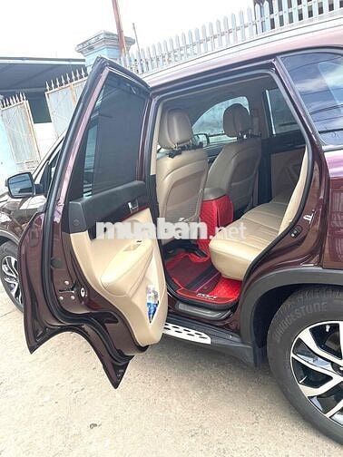 Kia Sorento 2019 2.2D bản full Đỏ đô
