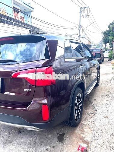 Kia Sorento 2019 2.2D bản full Đỏ đô