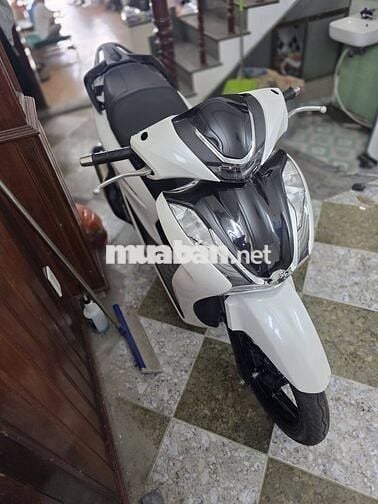 Honda SH 2025 hồ sơ sẵn siêu mới máy rin chạy êm
