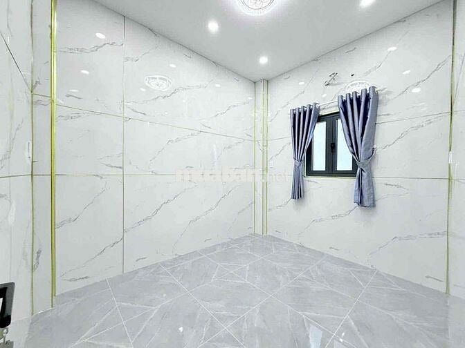 Bán nhà 4x14m, nở hậu 5m, hẻm xe hơi thông, 1 lầu, 3pn, TMT, Q12