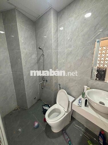 SIÊU PHẨM NHÀ 2 TẦNG GẦN AEON MALL – LÊ ĐỘ