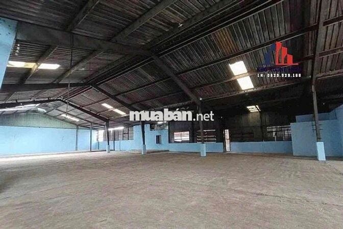 Xưởng Mới Cần Cho Thuê DTSD 1600m, có 3 phòng, tải 10T