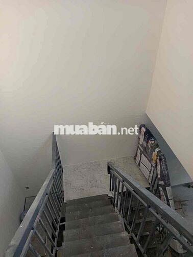 NHÀ BÁN KV Bà Điểm - Hóc Môn .NGANG 4m x 13m