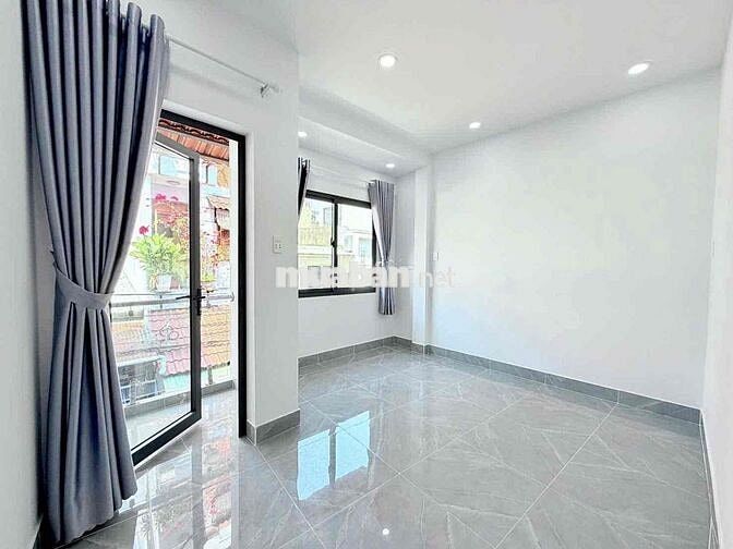 Bán nhà 4x14m, nở hậu 5m, hẻm xe hơi thông, 1 lầu, 3pn, TMT, Q12